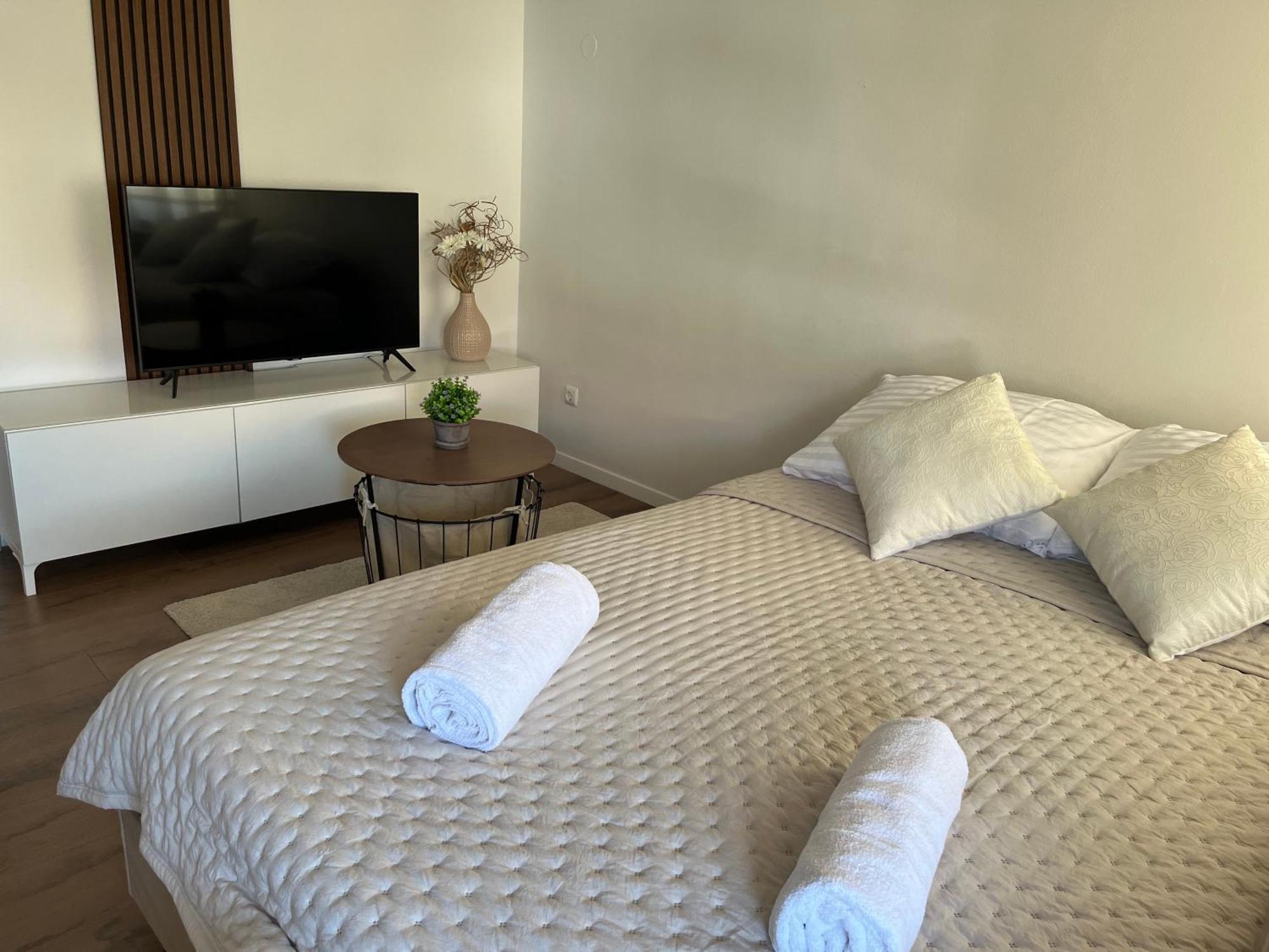 Studio Apartment Elena ซาดาร์ ภายนอก รูปภาพ